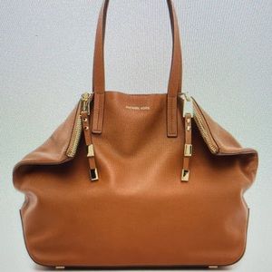 Michael Kors Miranda zips large shopper